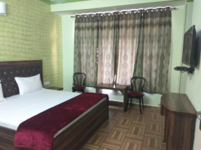 Отель Peaceful & scenic Homestay in Shoghi-Shimla  Шимла